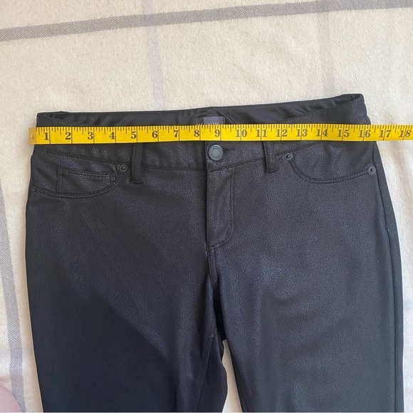 The Limited Black Faux Leather Skinny Jeggings Size 8 - Picture 11 of 14